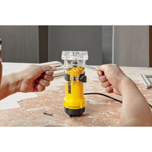 Tupia Para Laminados 550W - Stanley